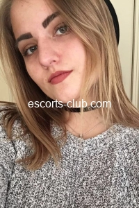 Escort Amandine 