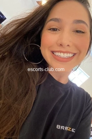 Escort Girl Julienne  Ajaccio Julienne 