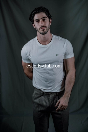 Mattheus, Escort Amberieux en Dombes