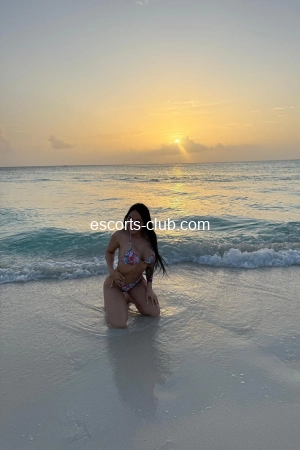 VARVARA, Escort Paris