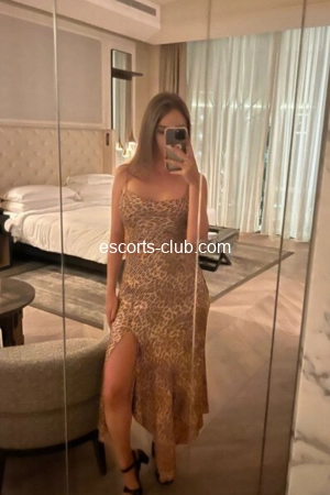 Escort ANNIKA SOFIA