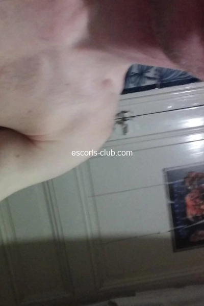Homme avec endurance sexuelle