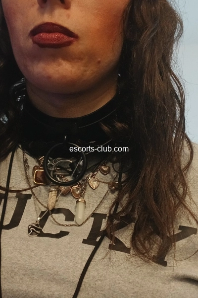 Adeline nina  famme trans escorte girl pour vous les hommes 